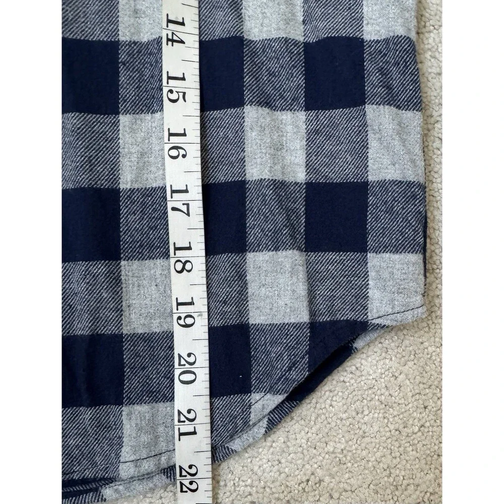 Gap Boys 8 Navy/Gray Plaid 100% Cotton Flannel Button Down Collared Shirt